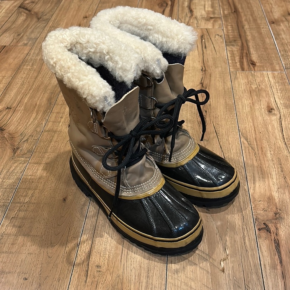 VTG Sorel Caribou Kaufman wool lined snow boots men’s 6 Made in Canada